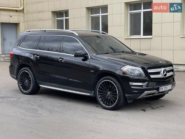 Мерседес ГЛ-класс 2013 в Ровно на Automoto.ua Черный Мерседес ГЛ-класс, объемом двигателя 2.99 л и пробегом 240 тыс. км за 25700 $, фото 17 на Automoto.ua
