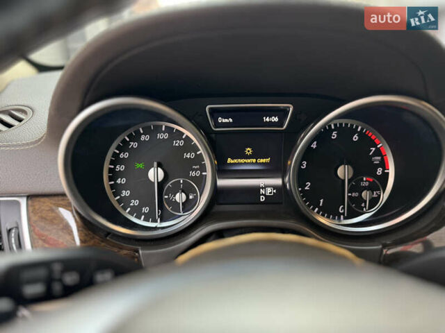 Черный Мерседес ГЛ-класс, объемом двигателя 4.5 л и пробегом 181 тыс. км за 25000 $, фото 15 на Automoto.ua