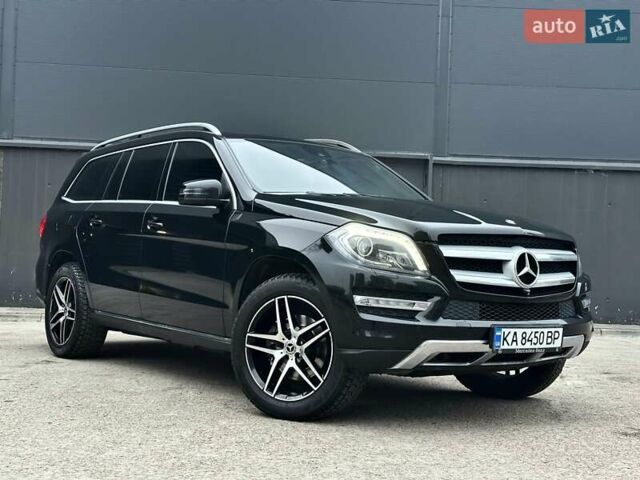 Черный Мерседес ГЛ-класс, объемом двигателя 3 л и пробегом 215 тыс. км за 21750 $, фото 2 на Automoto.ua
