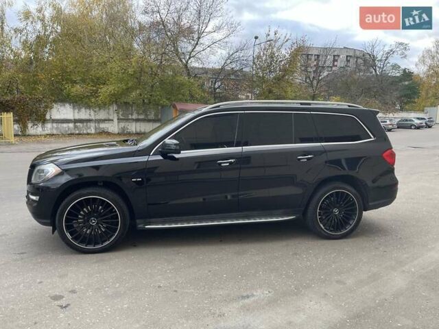 Мерседес ГЛ-класс 2013 в Ровно на Automoto.ua Черный Мерседес ГЛ-класс, объемом двигателя 2.99 л и пробегом 240 тыс. км за 25700 $, фото 8 на Automoto.ua