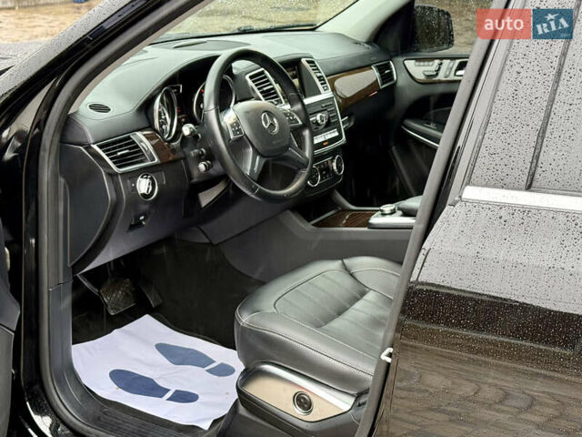 Черный Мерседес ГЛ-класс, объемом двигателя 3 л и пробегом 160 тыс. км за 23500 $, фото 6 на Automoto.ua