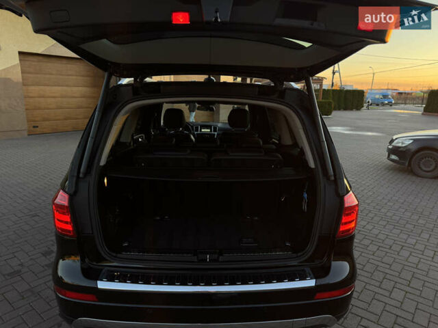 Черный Мерседес ГЛ-класс, объемом двигателя 2.99 л и пробегом 266 тыс. км за 23800 $, фото 40 на Automoto.ua