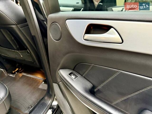 Черный Мерседес ГЛ-класс, объемом двигателя 3 л и пробегом 208 тыс. км за 26800 $, фото 48 на Automoto.ua