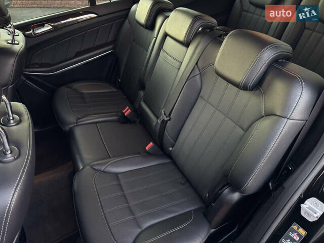 Черный Мерседес ГЛ-класс, объемом двигателя 2.99 л и пробегом 266 тыс. км за 23800 $, фото 39 на Automoto.ua