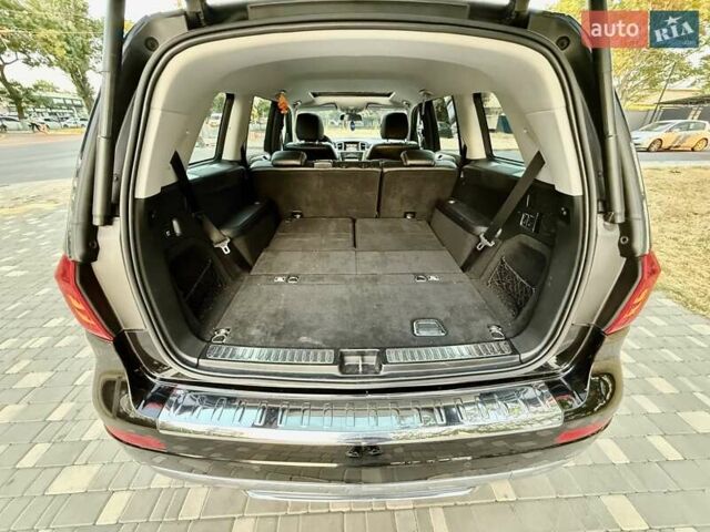 Черный Мерседес ГЛ-класс, объемом двигателя 3 л и пробегом 208 тыс. км за 26800 $, фото 80 на Automoto.ua