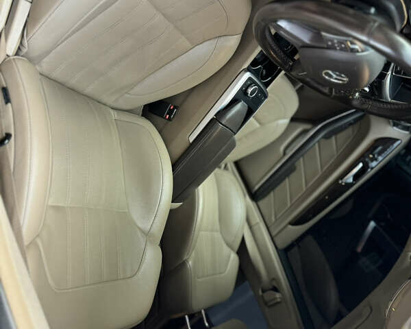 Черный Мерседес ГЛ-класс, объемом двигателя 4.5 л и пробегом 181 тыс. км за 25000 $, фото 13 на Automoto.ua