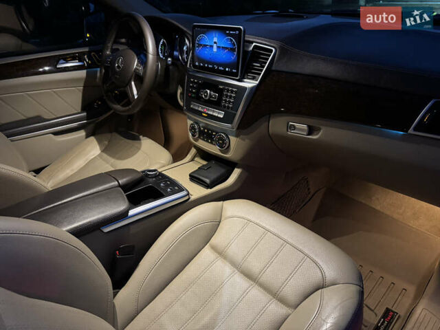 Черный Мерседес ГЛ-класс, объемом двигателя 4.7 л и пробегом 215 тыс. км за 24500 $, фото 38 на Automoto.ua