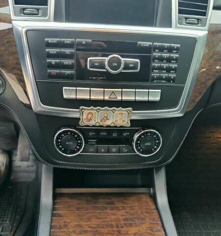 Черный Мерседес ГЛ-класс, объемом двигателя 2.99 л и пробегом 163 тыс. км за 27700 $, фото 25 на Automoto.ua