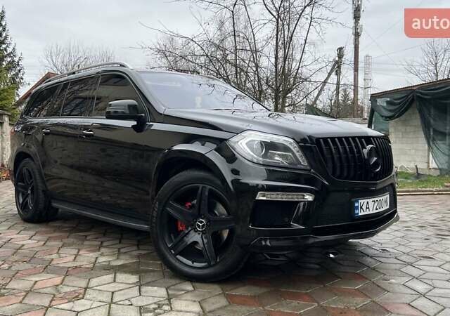 Черный Мерседес ГЛ-класс, объемом двигателя 4.66 л и пробегом 285 тыс. км за 29999 $, фото 1 на Automoto.ua