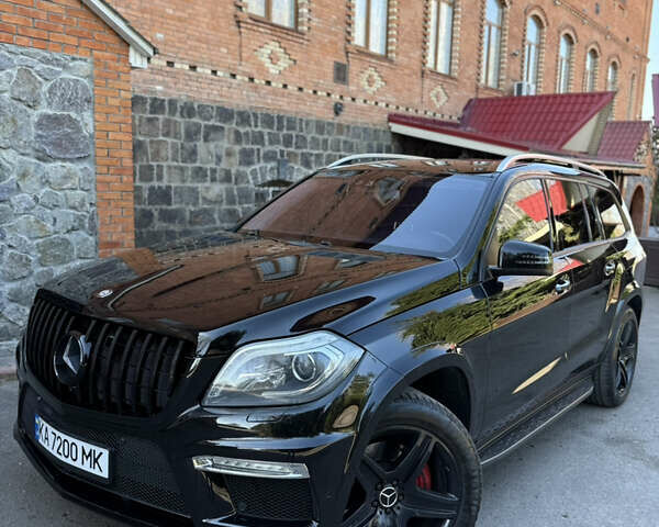 Чорний Мерседес ГЛ-Клас, об'ємом двигуна 4.66 л та пробігом 265 тис. км за 21800 $, фото 1 на Automoto.ua