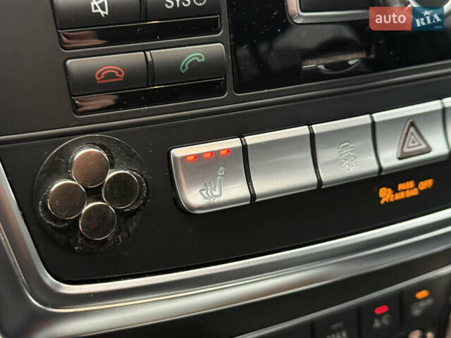 Черный Мерседес ГЛ-класс, объемом двигателя 3 л и пробегом 160 тыс. км за 23500 $, фото 13 на Automoto.ua