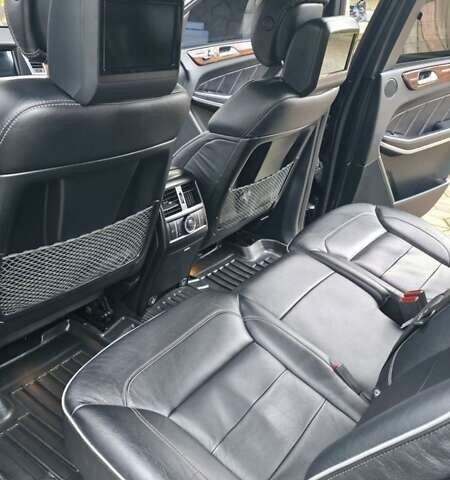 Черный Мерседес ГЛ-класс, объемом двигателя 4.66 л и пробегом 285 тыс. км за 29999 $, фото 39 на Automoto.ua