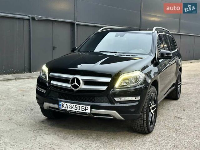 Черный Мерседес ГЛ-класс, объемом двигателя 3 л и пробегом 215 тыс. км за 21750 $, фото 27 на Automoto.ua