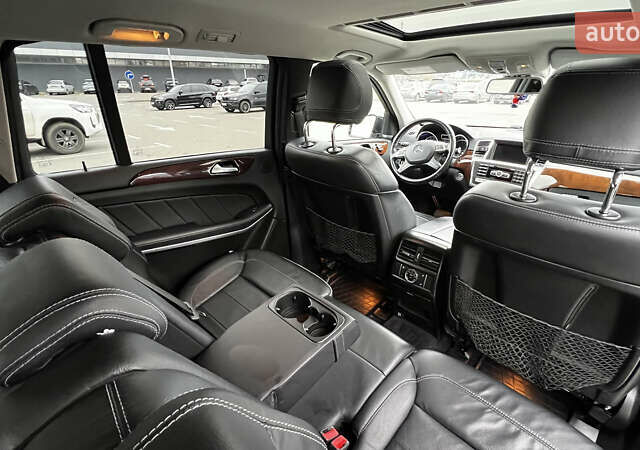 Чорний Мерседес ГЛ-Клас, об'ємом двигуна 2.99 л та пробігом 255 тис. км за 29900 $, фото 18 на Automoto.ua