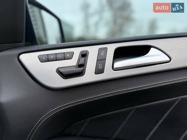 Чорний Мерседес ГЛ-Клас, об'ємом двигуна 3 л та пробігом 173 тис. км за 31500 $, фото 28 на Automoto.ua