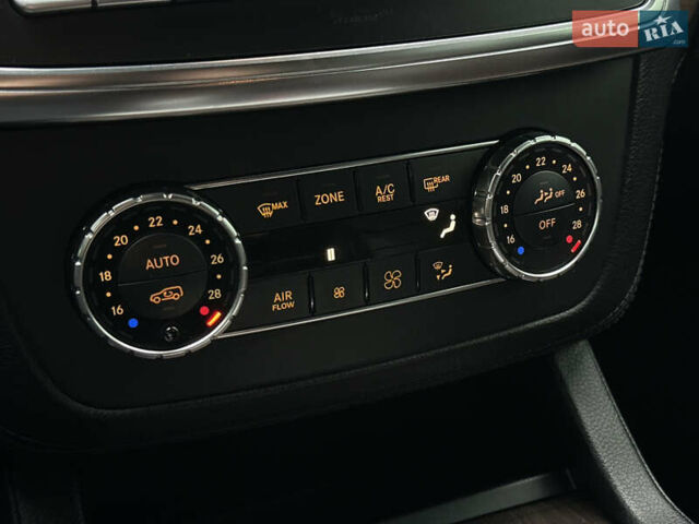 Черный Мерседес ГЛ-класс, объемом двигателя 4.66 л и пробегом 199 тыс. км за 24400 $, фото 22 на Automoto.ua