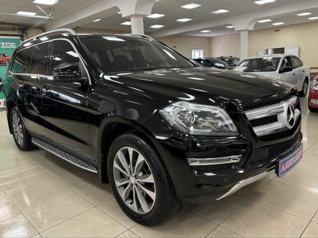 Черный Мерседес ГЛ-класс, объемом двигателя 3 л и пробегом 126 тыс. км за 30000 $, фото 3 на Automoto.ua