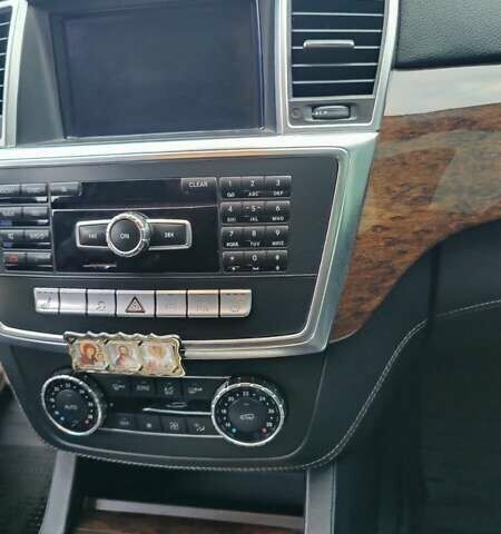 Черный Мерседес ГЛ-класс, объемом двигателя 2.99 л и пробегом 163 тыс. км за 27700 $, фото 22 на Automoto.ua