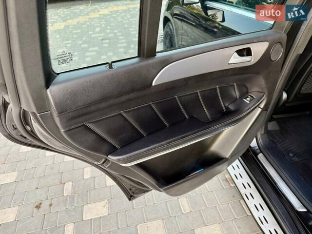 Черный Мерседес ГЛ-класс, объемом двигателя 3 л и пробегом 208 тыс. км за 26800 $, фото 67 на Automoto.ua