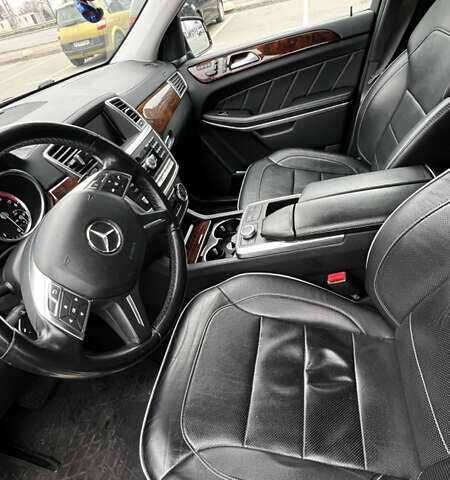 Чорний Мерседес ГЛ-Клас, об'ємом двигуна 2.99 л та пробігом 255 тис. км за 29900 $, фото 13 на Automoto.ua