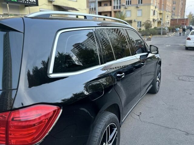 Черный Мерседес ГЛ-класс, объемом двигателя 3 л и пробегом 321 тыс. км за 22500 $, фото 11 на Automoto.ua