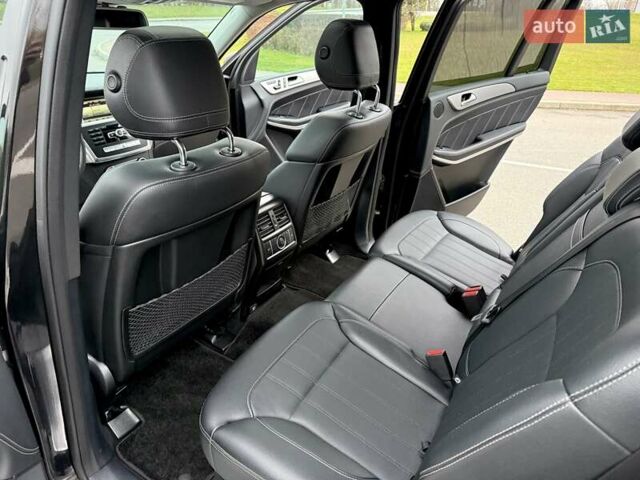 Чорний Мерседес ГЛ-Клас, об'ємом двигуна 3 л та пробігом 173 тис. км за 31500 $, фото 48 на Automoto.ua