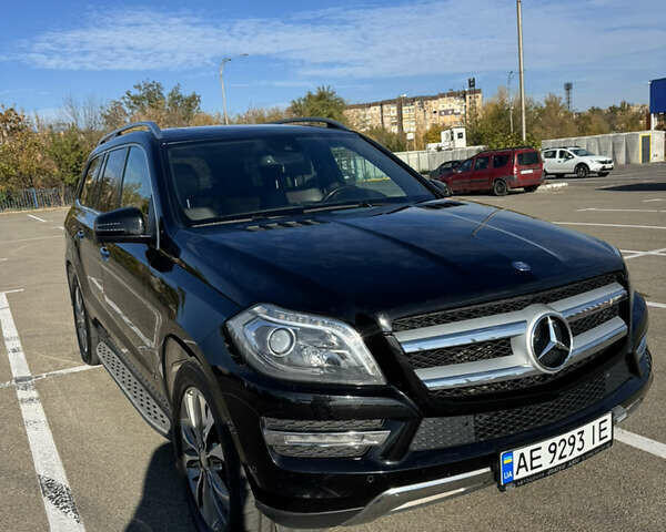 Мерседес ГЛ-Клас 2013 у Кривому Розі на Automoto.ua Чорний Мерседес ГЛ-Клас, об'ємом двигуна 3 л та пробігом 109 тис. км за 30000 $, фото 2 на Automoto.ua
