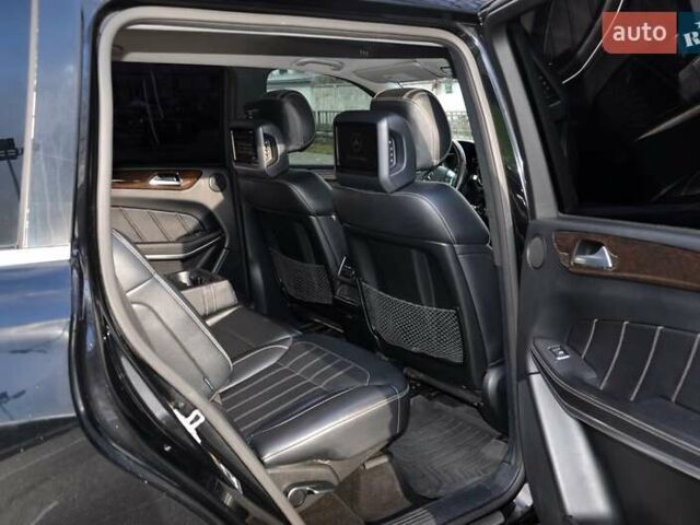 Чорний Мерседес ГЛ-Клас, об'ємом двигуна 3 л та пробігом 240 тис. км за 26999 $, фото 34 на Automoto.ua