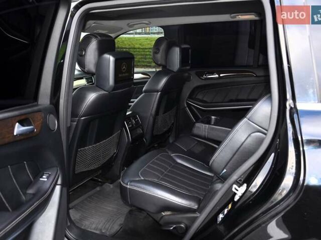 Чорний Мерседес ГЛ-Клас, об'ємом двигуна 3 л та пробігом 240 тис. км за 26999 $, фото 31 на Automoto.ua