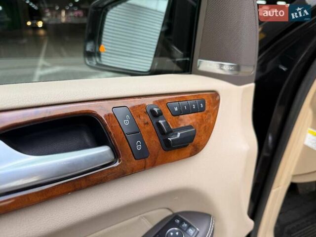 Черный Мерседес ГЛ-класс, объемом двигателя 4.66 л и пробегом 309 тыс. км за 20990 $, фото 13 на Automoto.ua