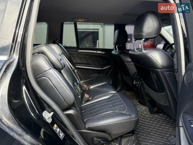 Черный Мерседес ГЛ-класс, объемом двигателя 3 л и пробегом 231 тыс. км за 21400 $, фото 69 на Automoto.ua