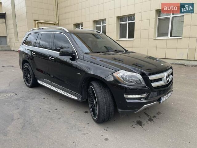 Мерседес ГЛ-класс 2013 в Ровно на Automoto.ua Черный Мерседес ГЛ-класс, объемом двигателя 2.99 л и пробегом 240 тыс. км за 25700 $, фото 35 на Automoto.ua