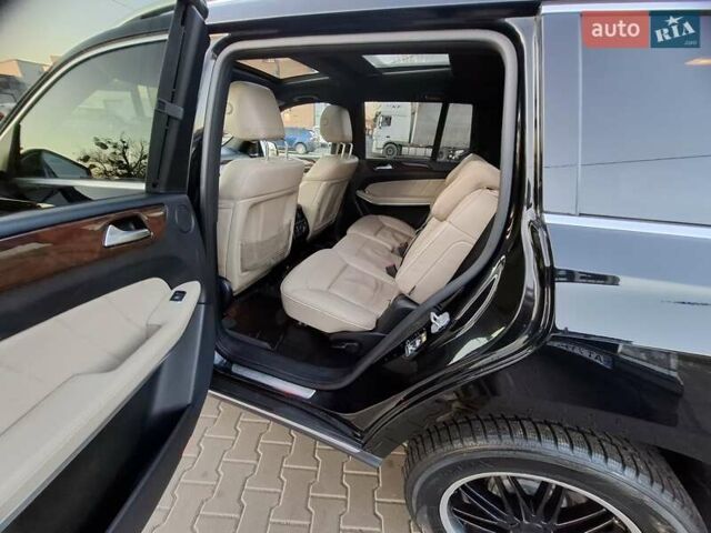 Черный Мерседес ГЛ-класс, объемом двигателя 2.99 л и пробегом 348 тыс. км за 23800 $, фото 13 на Automoto.ua