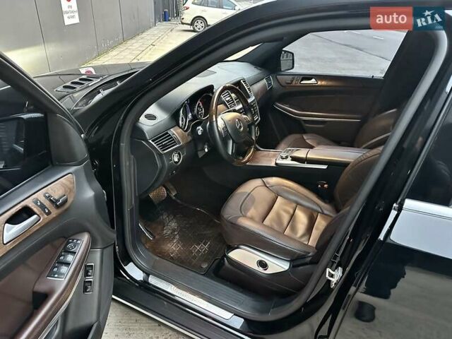 Черный Мерседес ГЛ-класс, объемом двигателя 3 л и пробегом 215 тыс. км за 21750 $, фото 31 на Automoto.ua