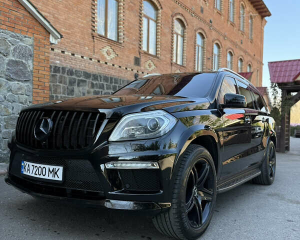 Чорний Мерседес ГЛ-Клас, об'ємом двигуна 4.66 л та пробігом 265 тис. км за 21800 $, фото 24 на Automoto.ua