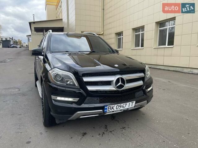 Мерседес ГЛ-класс 2013 в Ровно на Automoto.ua Черный Мерседес ГЛ-класс, объемом двигателя 2.99 л и пробегом 240 тыс. км за 25700 $, фото 66 на Automoto.ua