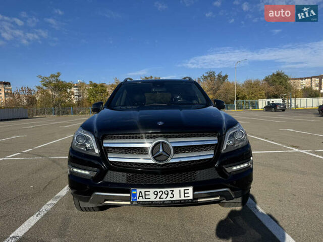 Мерседес ГЛ-Клас 2013 у Кривому Розі на Automoto.ua Чорний Мерседес ГЛ-Клас, об'ємом двигуна 3 л та пробігом 109 тис. км за 30000 $, фото 16 на Automoto.ua