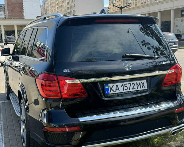 Черный Мерседес ГЛ-класс, объемом двигателя 4.7 л и пробегом 212 тыс. км за 19000 $, фото 7 на Automoto.ua