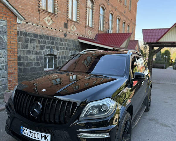 Чорний Мерседес ГЛ-Клас, об'ємом двигуна 4.66 л та пробігом 265 тис. км за 21800 $, фото 5 на Automoto.ua