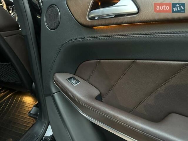 Черный Мерседес ГЛ-класс, объемом двигателя 3 л и пробегом 215 тыс. км за 21750 $, фото 65 на Automoto.ua