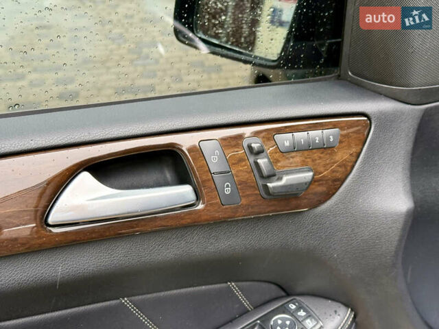 Черный Мерседес ГЛ-класс, объемом двигателя 3 л и пробегом 160 тыс. км за 23500 $, фото 7 на Automoto.ua