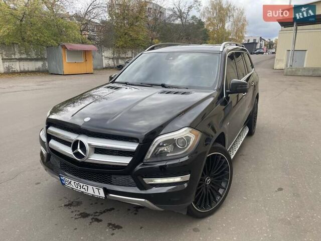 Мерседес ГЛ-класс 2013 в Ровно на Automoto.ua Черный Мерседес ГЛ-класс, объемом двигателя 2.99 л и пробегом 240 тыс. км за 25700 $, фото 38 на Automoto.ua