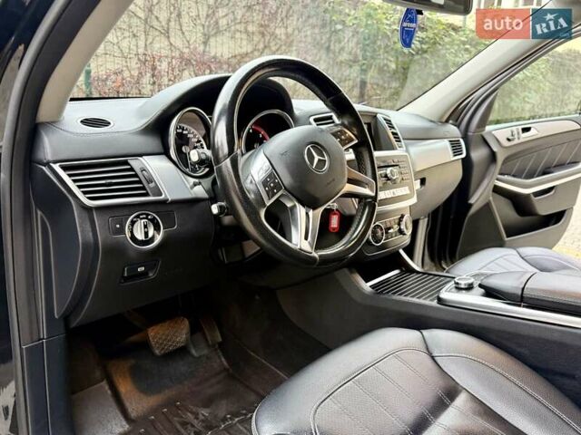 Черный Мерседес ГЛ-класс, объемом двигателя 3 л и пробегом 208 тыс. км за 26800 $, фото 71 на Automoto.ua