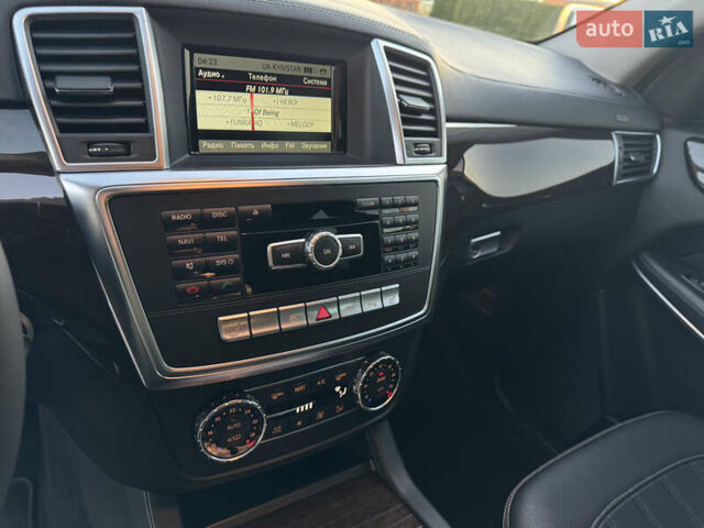 Черный Мерседес ГЛ-класс, объемом двигателя 2.99 л и пробегом 266 тыс. км за 23800 $, фото 28 на Automoto.ua