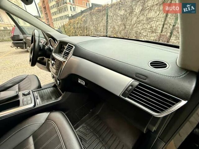 Черный Мерседес ГЛ-класс, объемом двигателя 3 л и пробегом 208 тыс. км за 26800 $, фото 63 на Automoto.ua