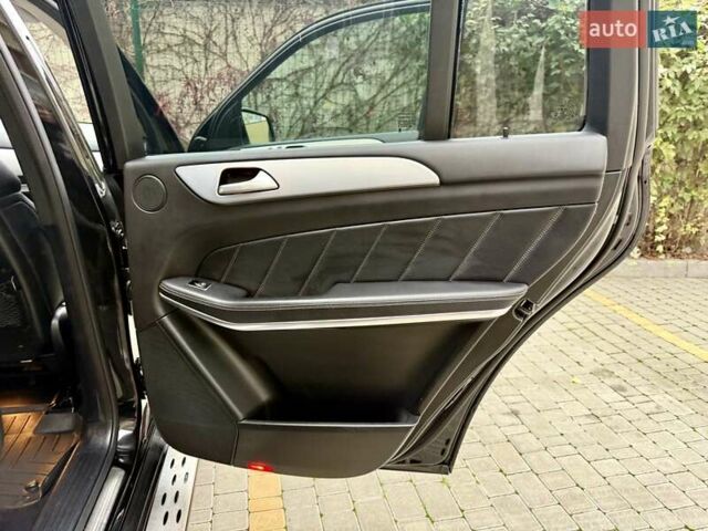 Черный Мерседес ГЛ-класс, объемом двигателя 3 л и пробегом 208 тыс. км за 26800 $, фото 44 на Automoto.ua