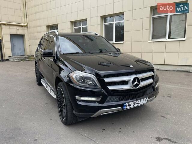 Мерседес ГЛ-класс 2013 в Ровно на Automoto.ua Черный Мерседес ГЛ-класс, объемом двигателя 2.99 л и пробегом 240 тыс. км за 25700 $, фото 6 на Automoto.ua