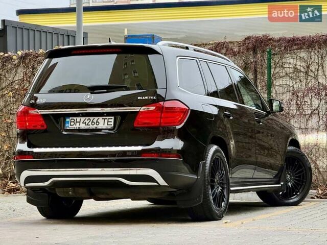Черный Мерседес ГЛ-класс, объемом двигателя 3 л и пробегом 208 тыс. км за 26800 $, фото 30 на Automoto.ua