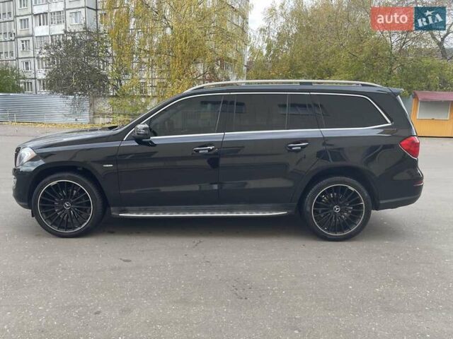 Мерседес ГЛ-класс 2013 в Ровно на Automoto.ua Черный Мерседес ГЛ-класс, объемом двигателя 2.99 л и пробегом 240 тыс. км за 25700 $, фото 55 на Automoto.ua