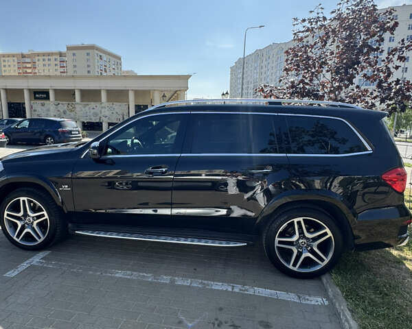 Черный Мерседес ГЛ-класс, объемом двигателя 4.7 л и пробегом 212 тыс. км за 19000 $, фото 3 на Automoto.ua